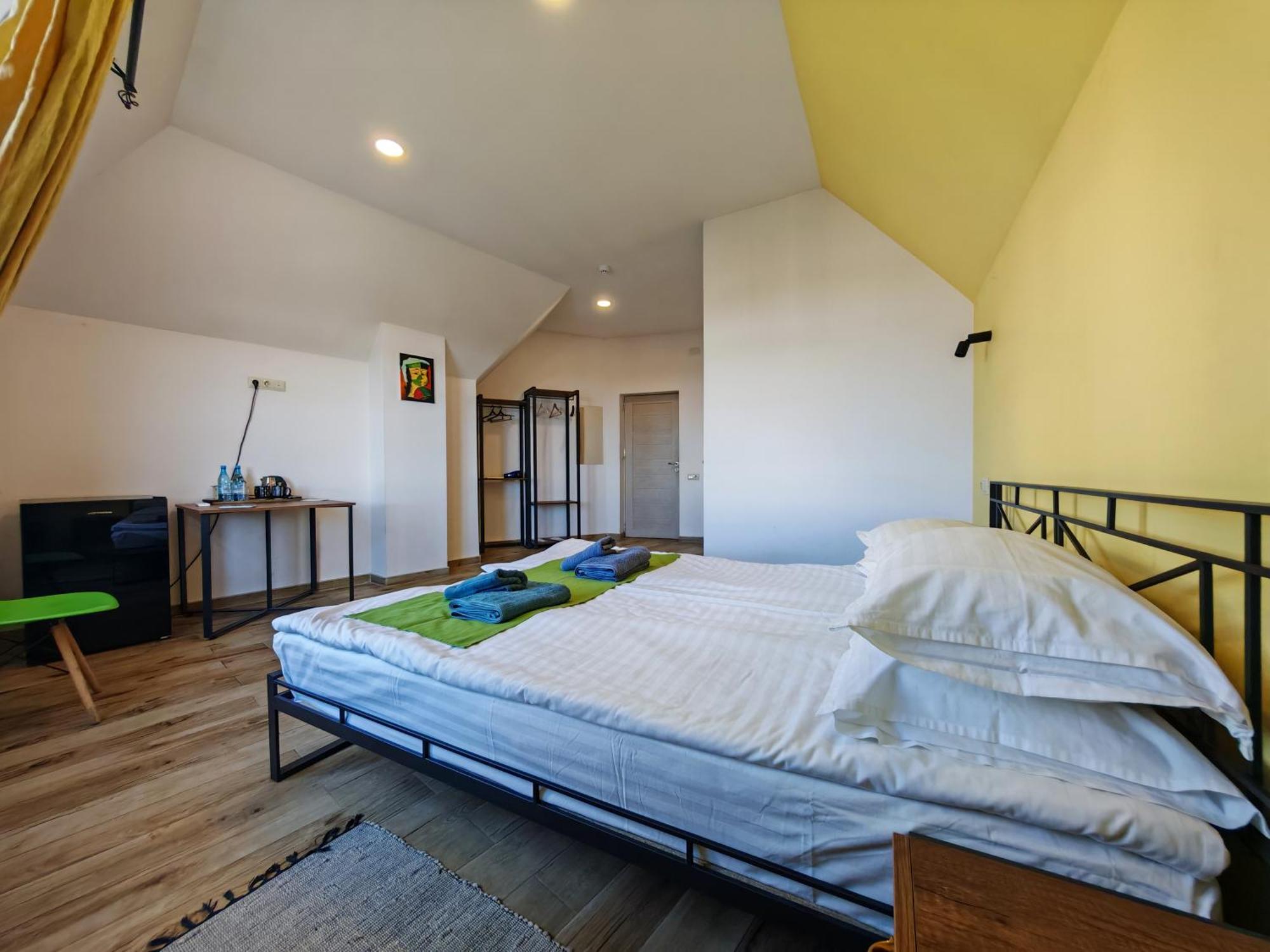 Blur Inn Gallery エレバン エクステリア 写真
